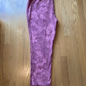 🌷Pink Athleisure Leggings with Luxurious Texture 🌷 Petite Length